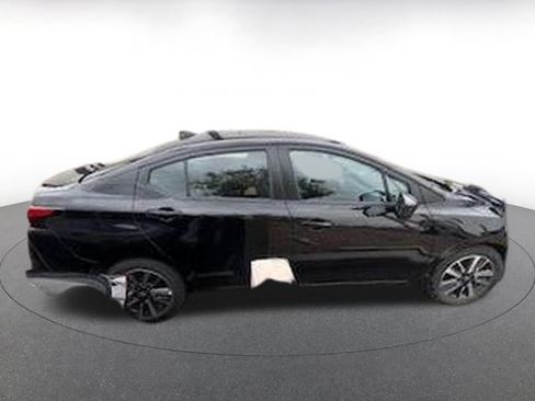 Used 2025 Nissan Versa SV w/ Trunk Package image 10