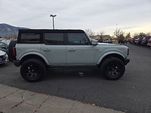 Used 2021 Ford Bronco Outer Banks image 4