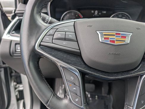 Used 2020 Cadillac XT5 Premium Luxury FWD image 25