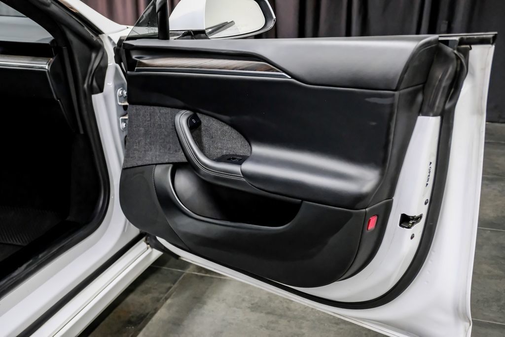 Used 2022 Tesla Model S AWD/4WD image 57