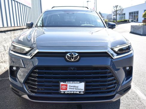 Certified 2024 Toyota Grand Highlander AWD image 2
