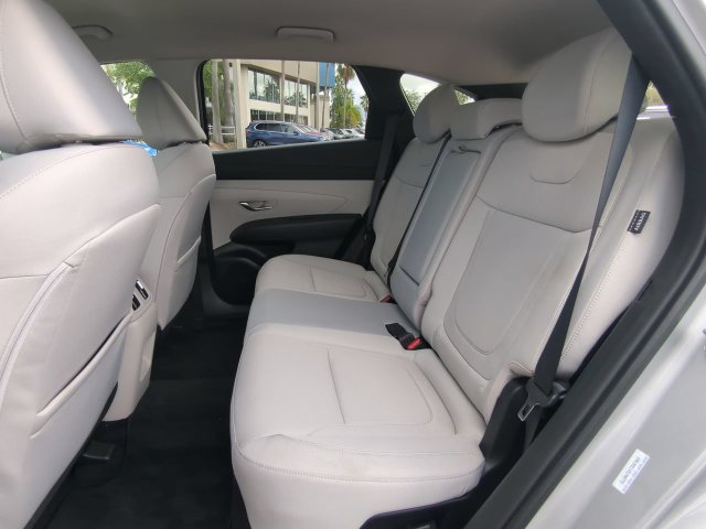 Used 2025 Hyundai Tucson Blue AWD/4WD image 16