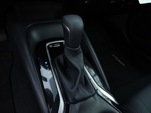 Used 2025 Toyota Corolla SE image 10