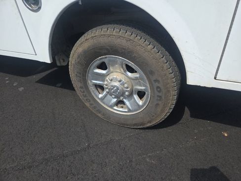 Used 2023 RAM 2500 Tradesman RWD image 30