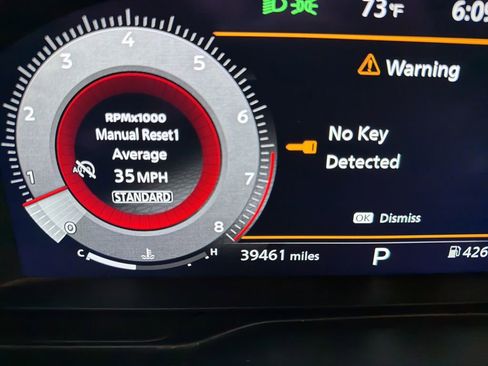 Used 2024 Nissan Pathfinder Platinum w/ Cargo Package FWD image 4
