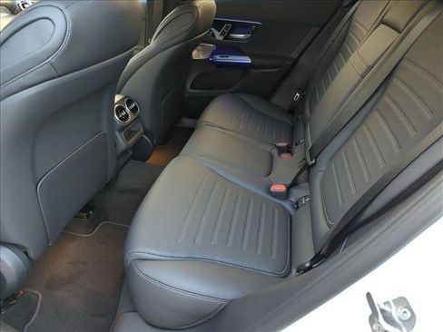 Used 2026 Mercedes-Benz GLC 300 image 15