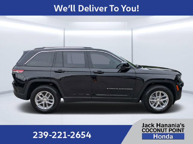 Used 2024 Jeep Grand Cherokee Laredo X w/ Trailer Tow Package AWD/4WD image 45