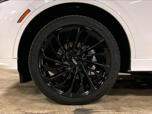 Used 2025 Lincoln Aviator Reserve w/ Jet Appearance Package AWD/4WD image 9