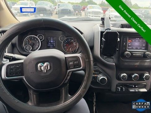 Used 2020 RAM 2500 Big Horn AWD/4WD image 2