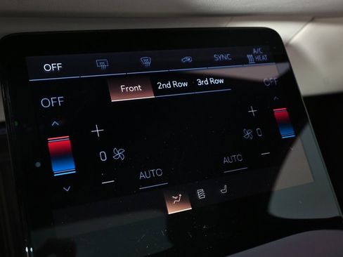 New 2026 Cadillac Vistiq Sport w/ LPO, Floor Liner Package image 27