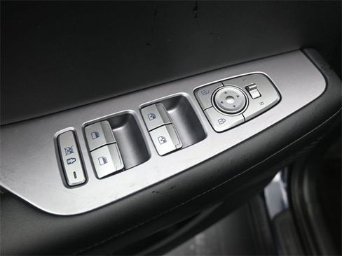 Used 2024 Hyundai Palisade SEL w/ Premium Package image 13