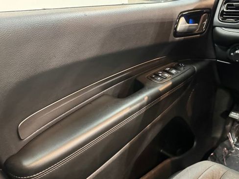 Used 2024 Dodge Durango SXT image 41