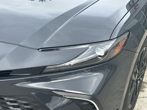 Used 2025 Toyota Camry SE w/ Convenience Package FWD image 11