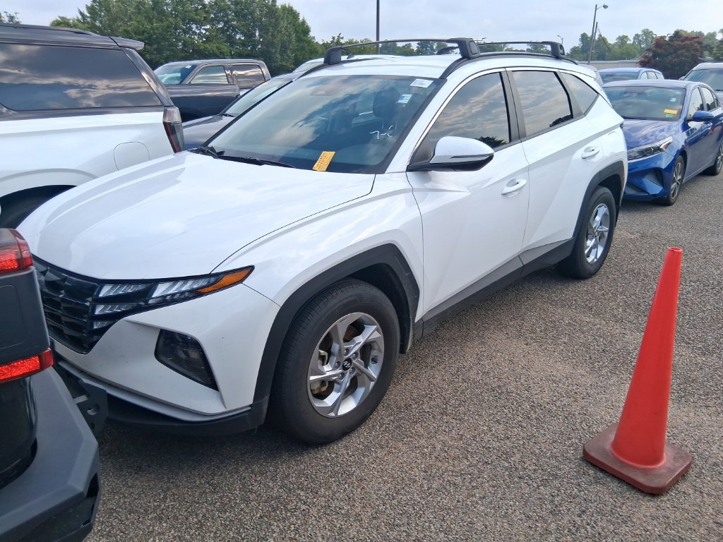 Used 2023 Hyundai Tucson SEL FWD image 1