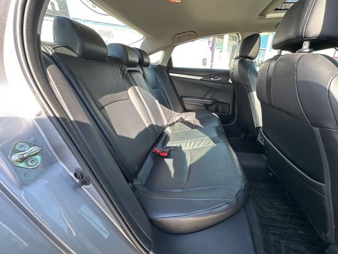 Used 2017 Honda Civic Touring image 13