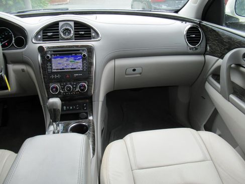 Used 2013 Buick Enclave Leather FWD image 14