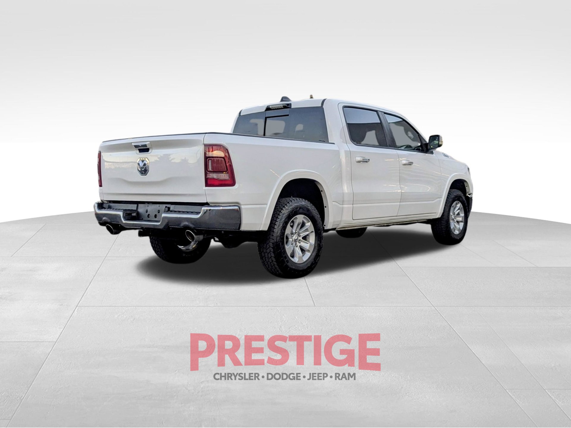 Used 2021 RAM 1500 Laramie w/ Advanced Safety Group AWD/4WD image 9