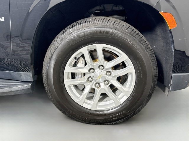 Used 2021 Chevrolet Suburban LS AWD/4WD image 31