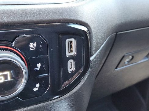 Used 2024 Chevrolet Silverado 1500 High Country w/ Midnight Edition image 25