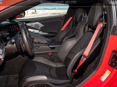 Used 2022 Chevrolet Corvette Stingray Preferred Cpe w/ Z51 Performance Package image 9