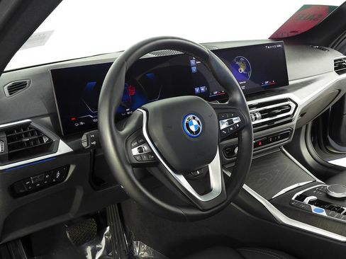 Used 2023 BMW i4 eDrive35 w/ Premium Package RWD image 31