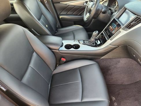 Used 2020 INFINITI Q50 Luxe w/ All Weather Package AWD/4WD image 14