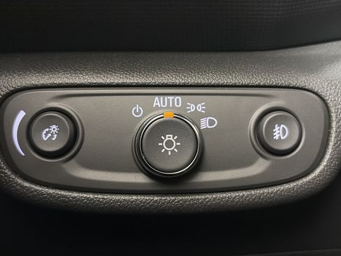 Used 2023 Chevrolet TrailBlazer RS FWD image 31