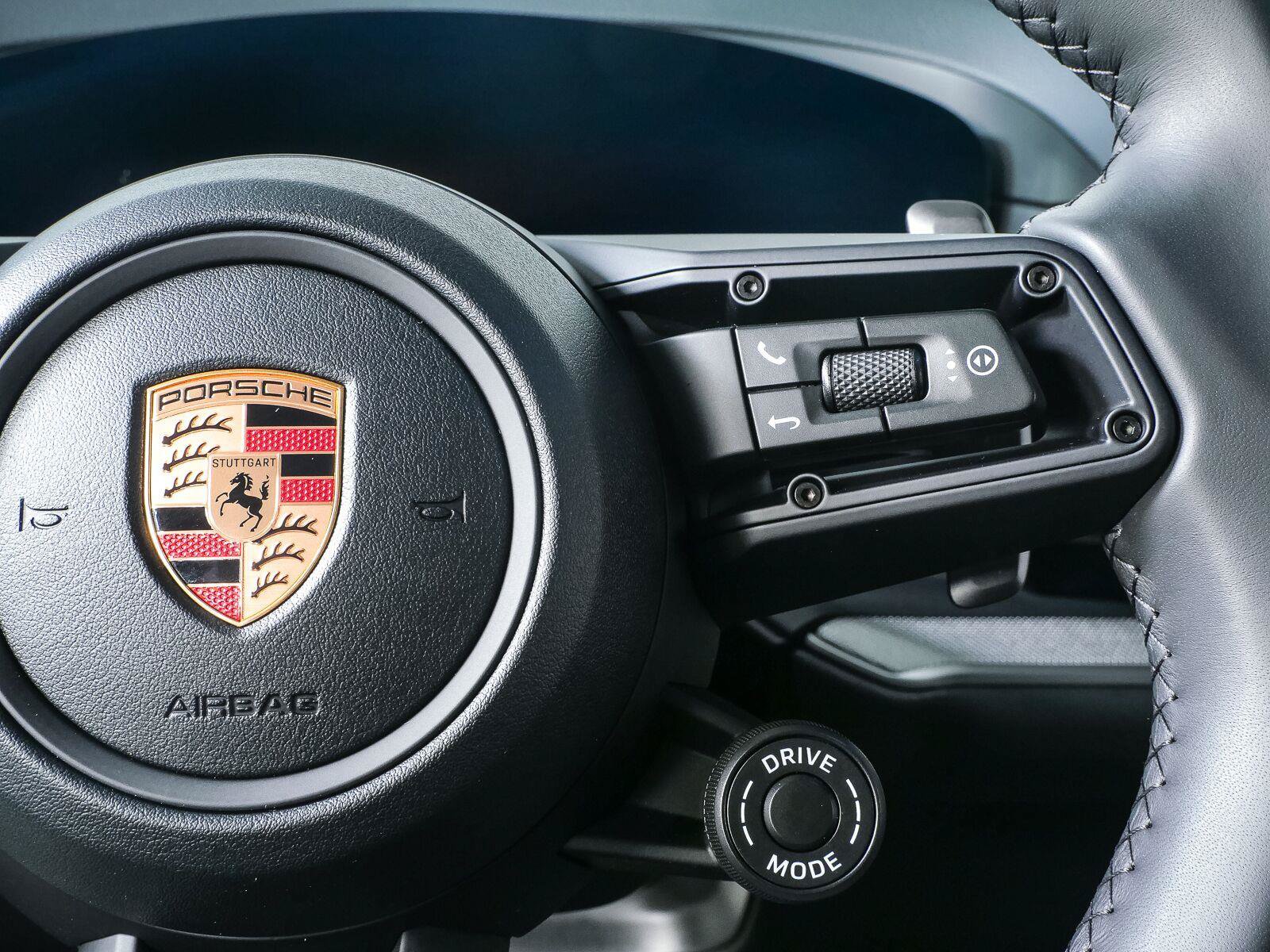 Certified 2026 Porsche Cayenne S AWD/4WD image 12