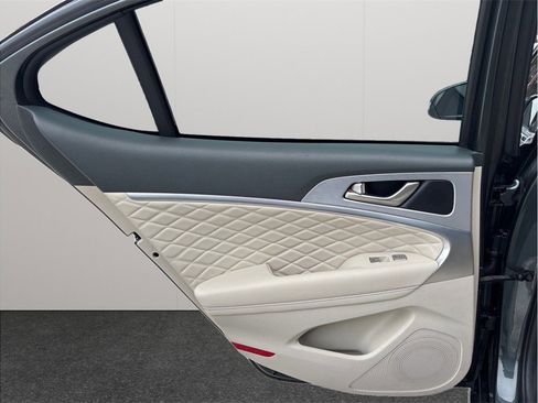 Used 2019 Genesis G70 3.3T Design image 45
