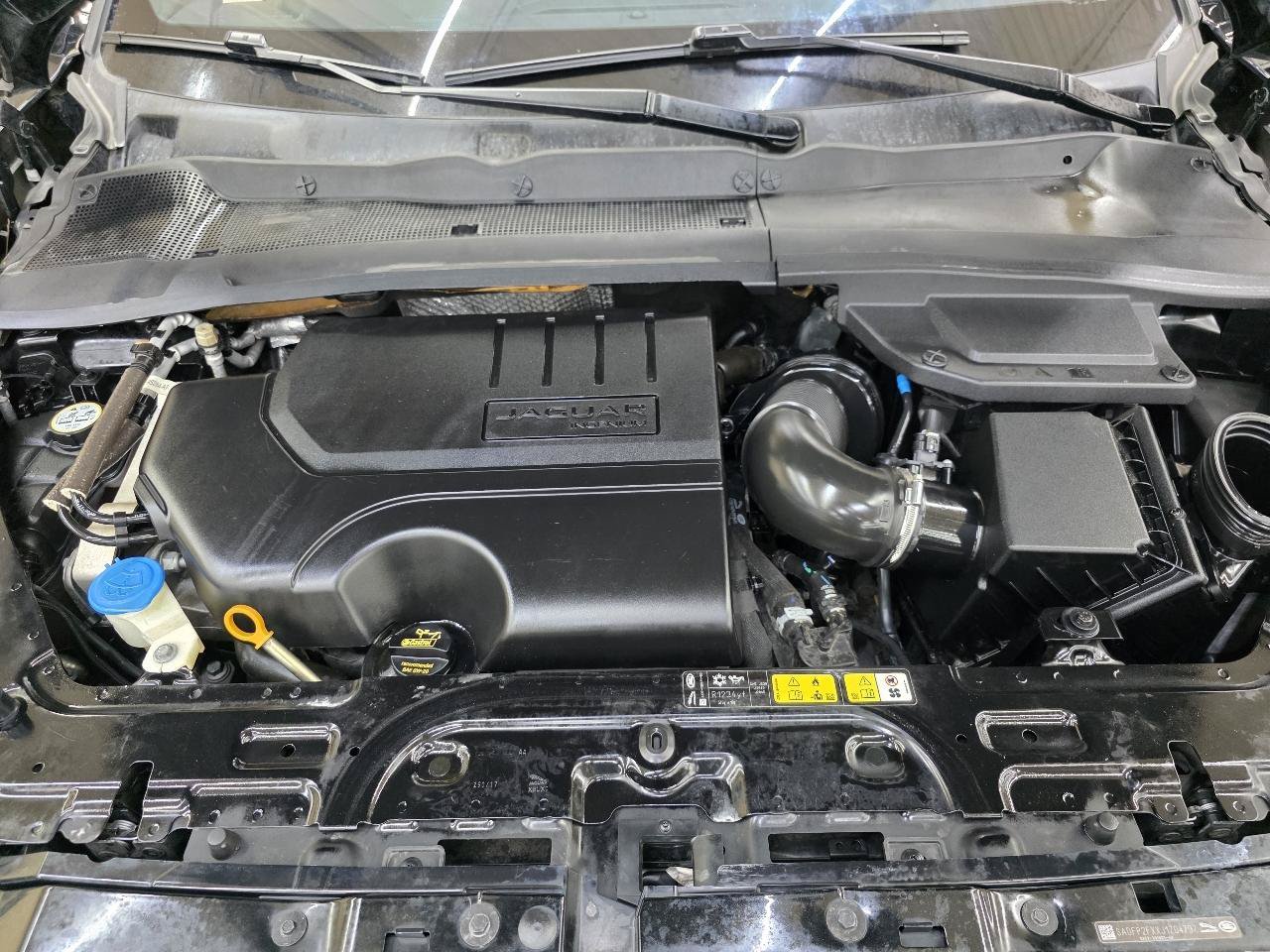 Used 2018 Jaguar E-PACE SE AWD/4WD image 45