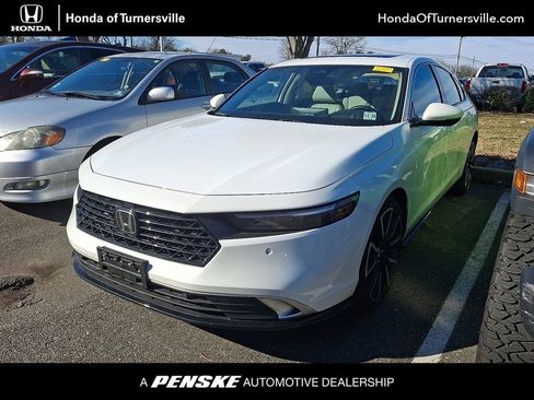 Certified 2025 Honda Accord Touring image 1