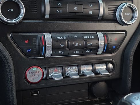 Used 2020 Ford Mustang GT Premium w/ Performance Package - Level 2 image 19