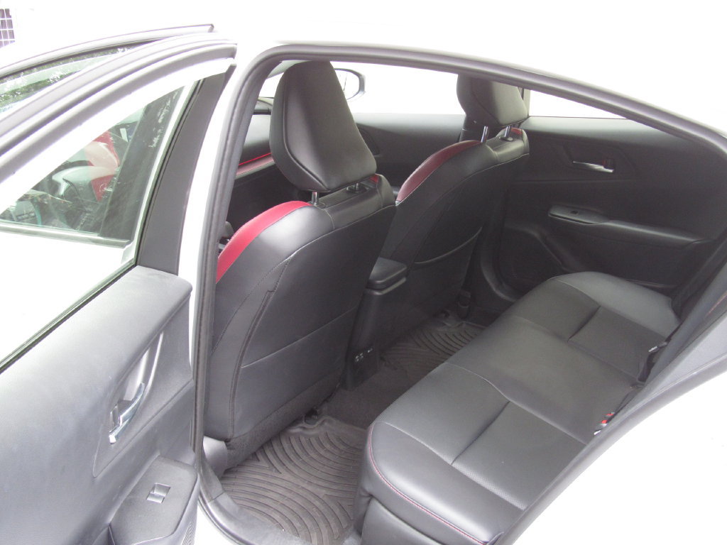 Certified 2026 Toyota Prius Plug-In Hybrid FWD image 15