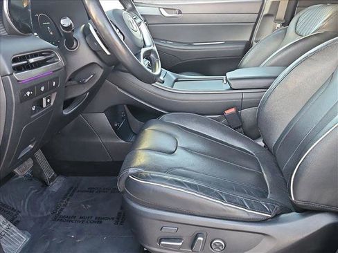 Used 2024 Hyundai Palisade Limited image 17
