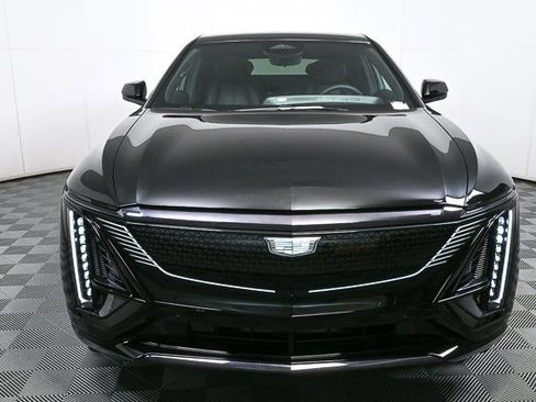 New 2026 Cadillac Lyriq Premium Sport image 36