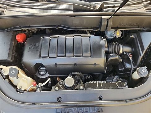 Used 2012 Chevrolet Traverse LT image 26