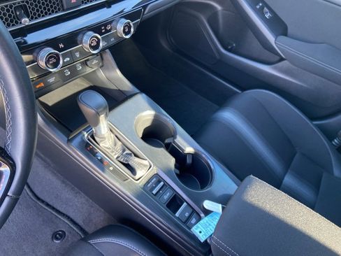 Used 2025 Honda Civic Sport image 23