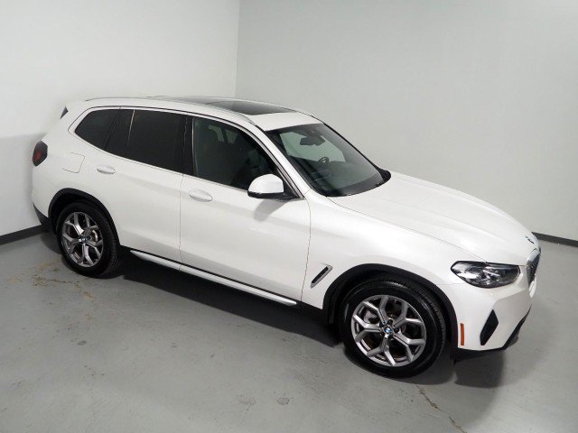 Used 2023 BMW X3 sDrive30i w/ Convenience Package RWD image 13
