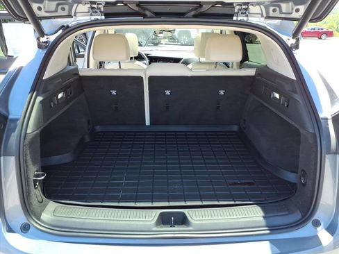 Used 2022 Buick Envision Essence w/ Technology Package I AWD/4WD image 14
