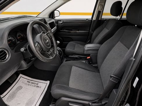 Used 2016 Jeep Compass Sport w/ Power Value Group FWD image 13