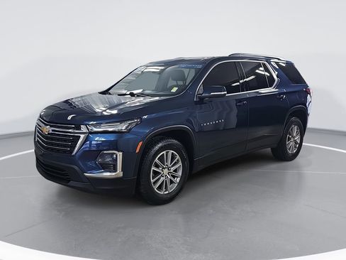 Certified 2023 Chevrolet Traverse LT w/ LPO, Floor Liner Package image 9