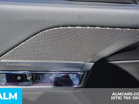 Used 2025 BMW i7 eDrive50 w/ M Sport Package RWD image 56