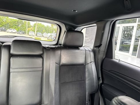 Used 2018 Jeep Grand Cherokee Altitude RWD image 19