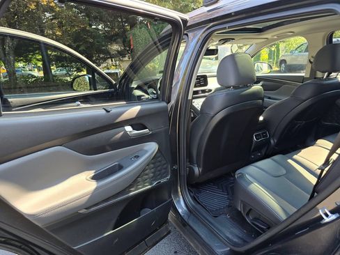 Used 2023 Hyundai Santa Fe SEL w/ Premium Package AWD/4WD image 9