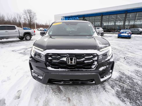 Used 2024 Honda Passport Black Edition image 2