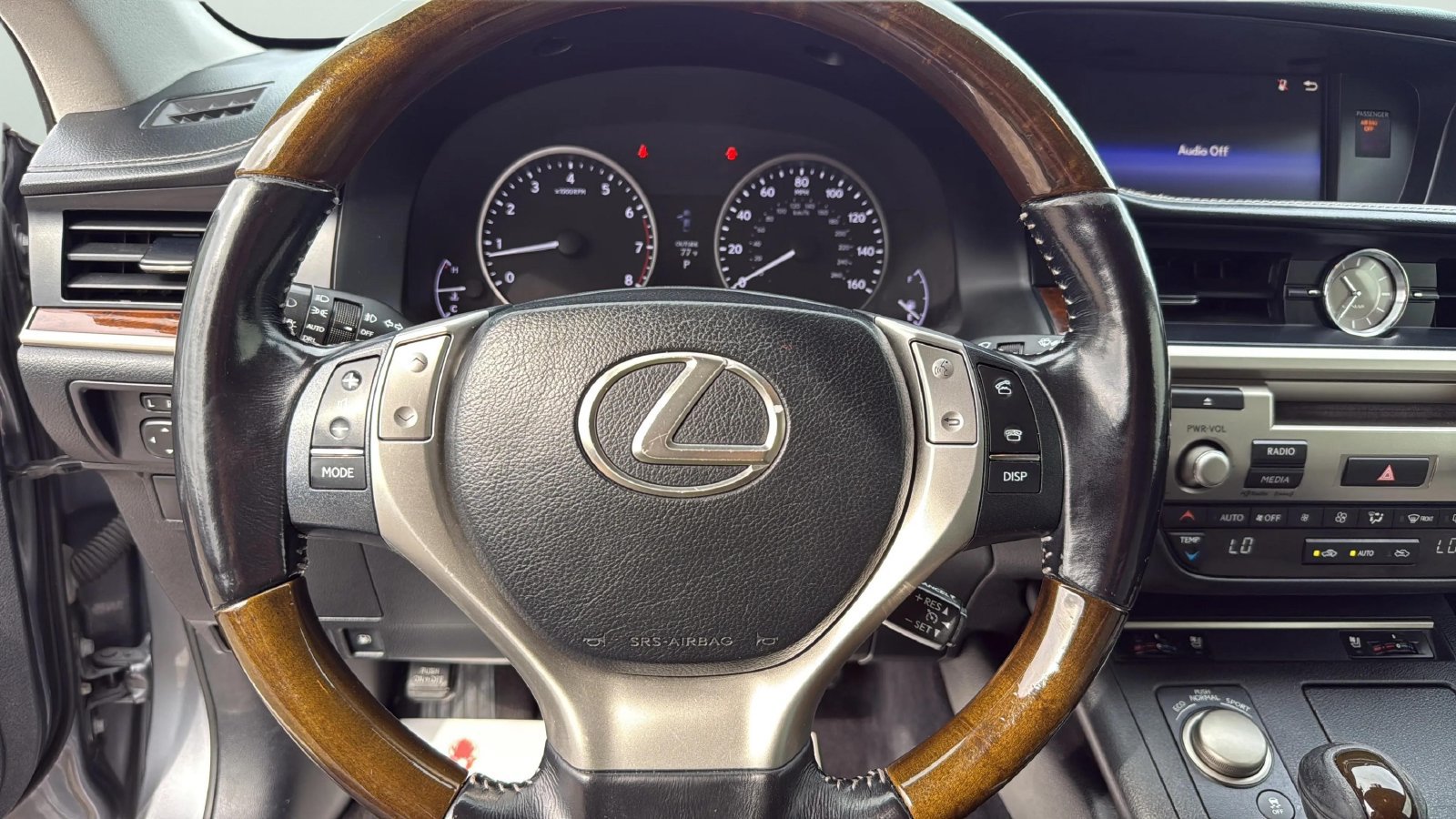 Used 2015 Lexus ES 350 w/ Premium Package FWD image 16