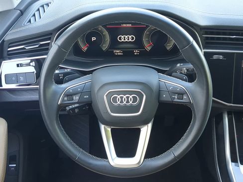 Used 2025 Audi Q7 3.0T Premium Plus image 23
