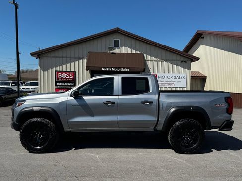 Used 2024 Chevrolet Colorado Trail Boss w/ LPO, Skid Plate Package AWD/4WD image 2