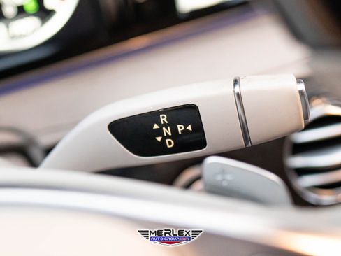 Used 2015 Mercedes-Benz S 550 Sedan w/ Sport Package w/ Sport Package image 27