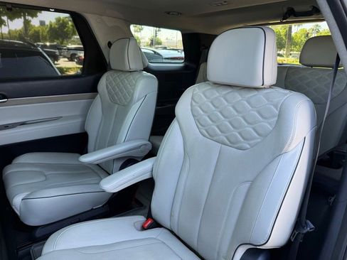 Used 2021 Hyundai Palisade Limited AWD/4WD image 14